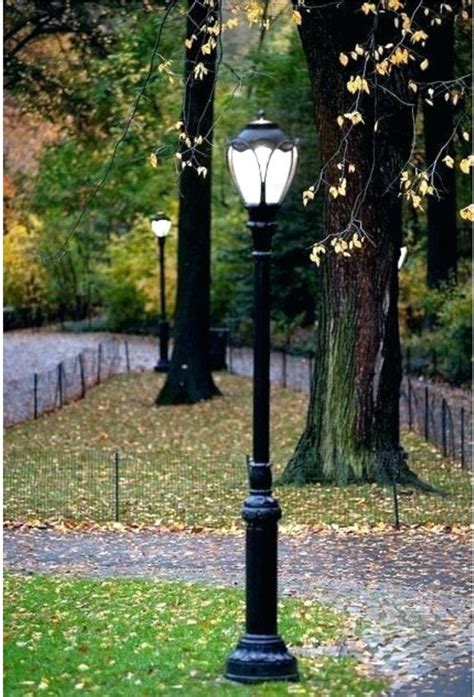 Light pole | Front yard lighting, Outdoor post lights, Backyard lighting