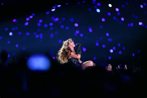 Beyonce Super Bowl 2013 Performing-45 | GotCeleb