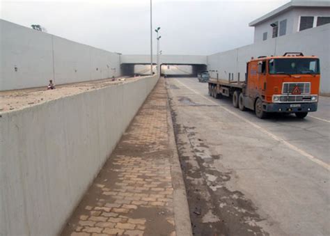 Cracks found in tunnel of Vietnam’s longest avenue