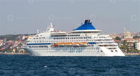 A Cruise in Istanbul 11149085 Stock Photo at Vecteezy