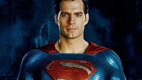 Henry Cavill Returns As Superman