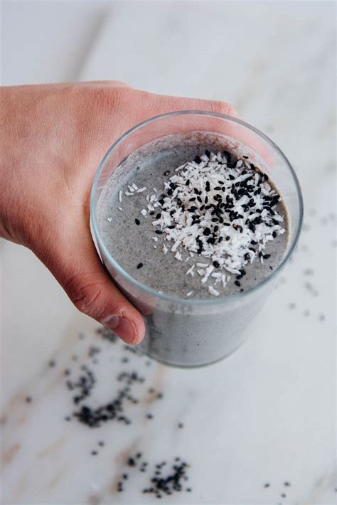 Black Sesame Coconut Smoothie {New Year Reset Day 11} Apricot Smoothie, Coconut Smoothie ...