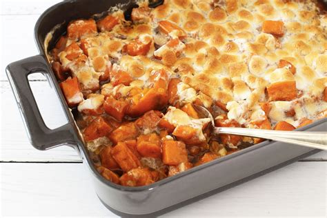 An Old-Fashioned Thanksgiving Favorite: Candied Yams With Marshmallows | Recipe | Yams with ...