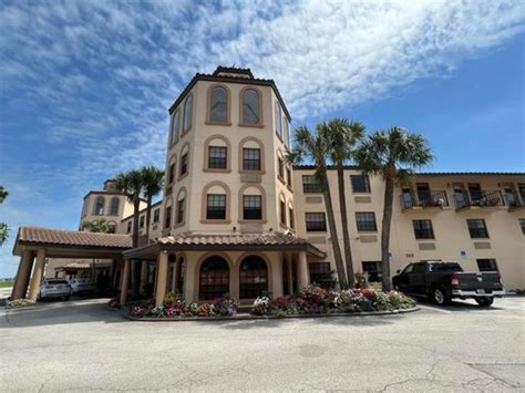 INN ON THE LAKES - Updated January 2025 - 53 Photos & 64 Reviews - 3101 Golfview Rd, Sebring ...