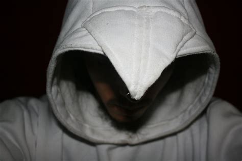 Assassin's Creed Hoodie (Photos Only) - Instructables