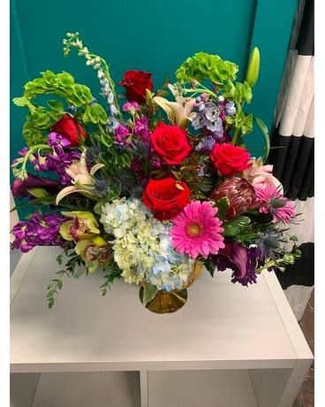 Suwanee Florist - Flower Delivery by Suwanee Towne Florist