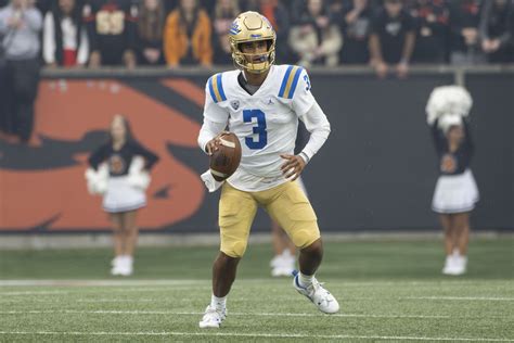 UCLA football freshman quarterback Dante Moore to enter transfer portal - Daily Bruin