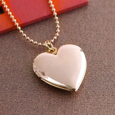 Heart Shaped Pendant Necklace | sebastian7