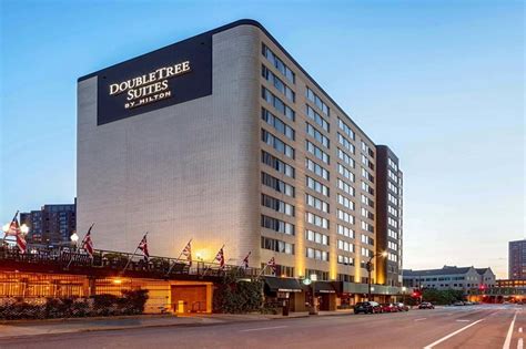 DoubleTree Suites by Hilton Minneapolis | Book Your Dream Self-Catering ...