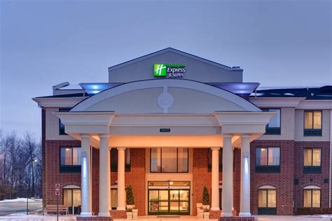 HOLIDAY INN EXPRESS & SUITES DETROIT-NOVI $101 ($̶1̶1̶9̶) - Updated ...