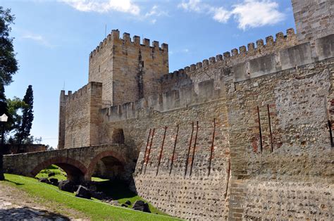 Sao Jorge Castle - Lisbon - Portugal - Lisbon City Guide