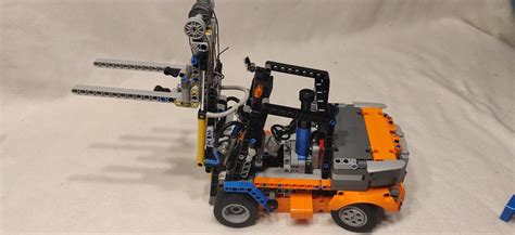 LEGO MOC Forklift 42128 B Model - Pneumatic by Mr_Jos | Rebrickable ...