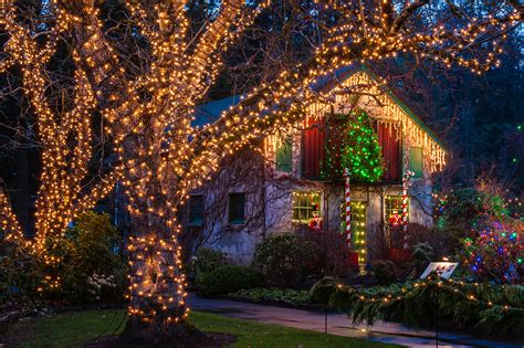 Fonds d'ecran 2560x1703 Canada Jour fériés Nouvel An Maison Butchart Gardens christmas Vancouver ...