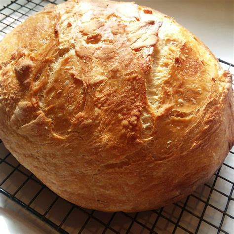 Cooking With Mary and Friends: Rustic Dutch Oven Bread