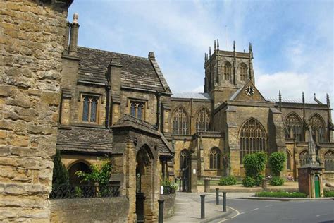 Sherborne Abbey - Dorset Guide