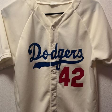 Dodgers Jackie Robinson jersey size M but fits like... - Depop