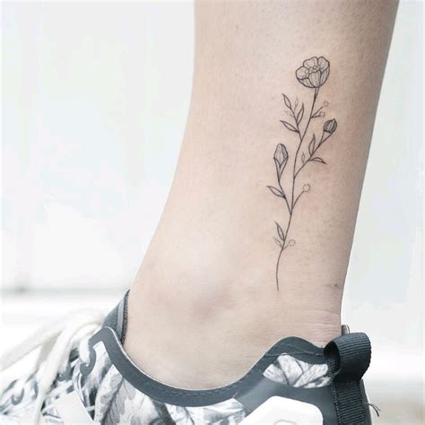 85 Amazing Buttercup Tattoo Designs with Meanings and Ideas – Body Art Guru