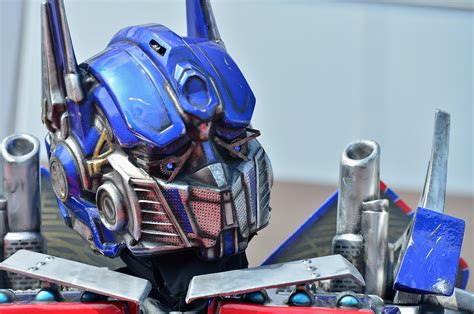 Bravo Generoso extrair optimus prime sound actor Inspiração Ri muito ...