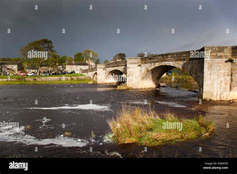 River wharfe hi-res stock photography and images - Alamy