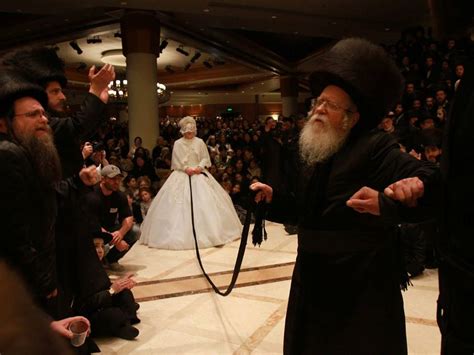 Shirat Devorah: Hasidic 'Royal' wedding links two dynasties