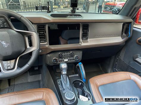 Ford Bronco Outer Banks Interior