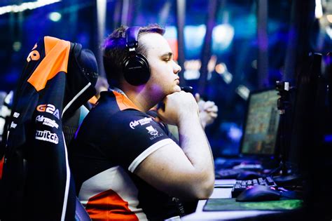 Virtus Pro to retain its Dota 2 roster heading into next season - Dot ...