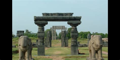 Warangal Fort – Images, Timings, Salient Features, Photos, History