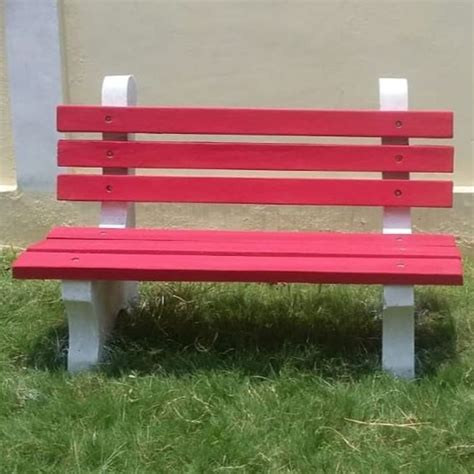 Red RCC Garden Bench, With Backrest, 4 Seater at Rs 4000 in Bengaluru | ID: 26109209862