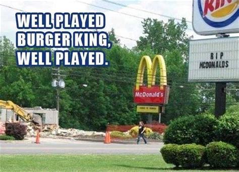 Some Fast Food Restaurants Have The Funniest Signs - 23 Pics