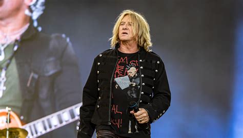 Def Leppard's Joe Elliott Has Advice For Fellow #iHeartFestival2019 Singers | iHeart