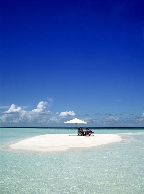 Small island in the Maldives | The smallest island in the wo… | Flickr