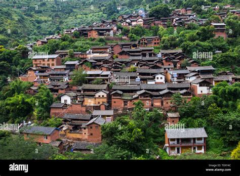 Traditional style Chinese village in remote countryside Stock Photo - Alamy