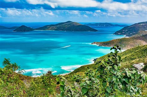 Seven Reasons to Charter in the British Virgin Islands - Beautiful ...