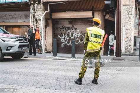 Malaysian Military Ranks Photos and Premium High Res Pictures - Getty ...