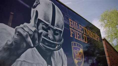 Fred Biletnikoff returns to his hometown for groundbreaking of high school football stadium ...