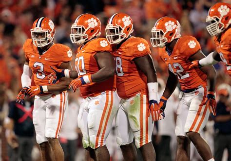 Notre Dame Football 2015 Off-Season Preview: Clemson Tigers - One Foot Down