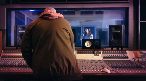 Choosing the Right Music Production Colleges: A Comprehensive Guide ...