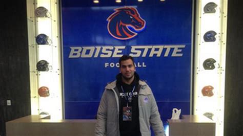 Boise State football recruiting: Broncos land offensive tackle Eric ...