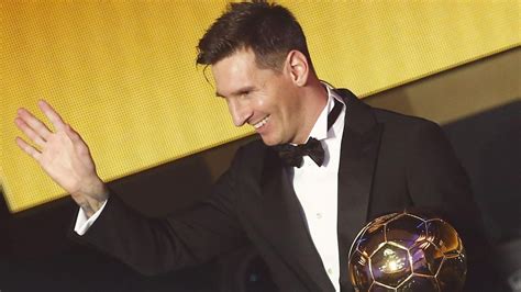 Lionel Messi wins FIFA Ballon d'Or for fifth time - Eurosport