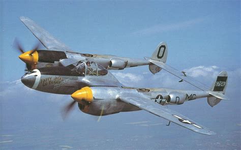 P-38 Lightning – WW2 Weapons