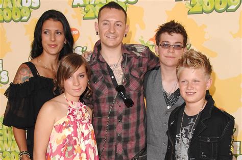 Chester Bennington leaves everything to his wife and six kids | Page Six