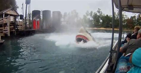 JAWS The Ride - Tribute Video — GeekTyrant