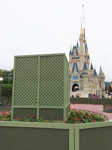 Behind the Magic: Go Away Green Paint — Save at Walt Disney World