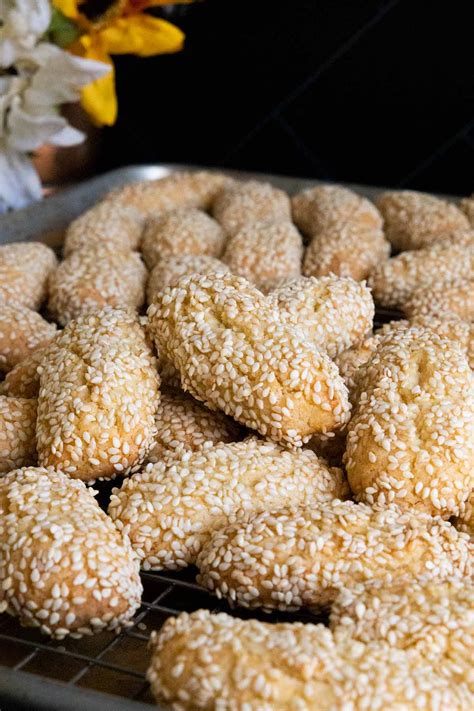 Italian Sesame Seed Cookies (Biscotti Regina) - Don't Sweat The Recipe