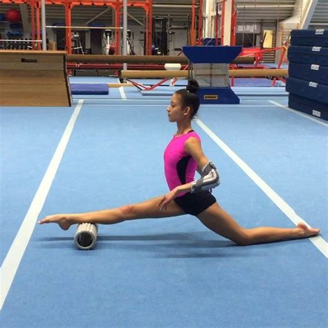 Gymnastics on Instagram: “Split strength and flexibility 💖#gymnast #gymnastics #gymnastolessya # ...