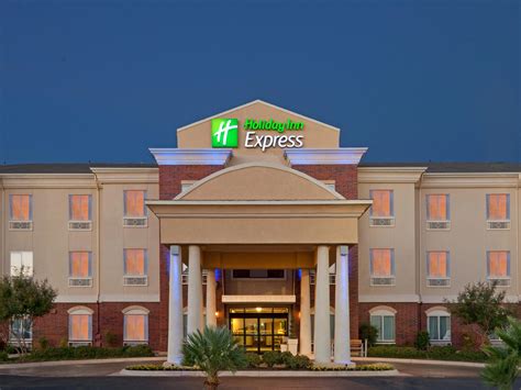 Holiday Inn Express & Suites San Angelo Hotel in San Angelo by IHG
