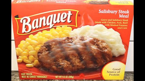 Banquet: Salisbury Steak Meal Review - YouTube