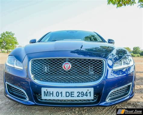 2019-Jaguar-XJ-50-Diesel-V6-Review-13 - Thrust Zone