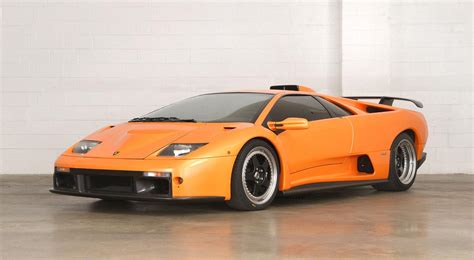 Lamborghini Diablo GT Guide & History | LamboCARS.com