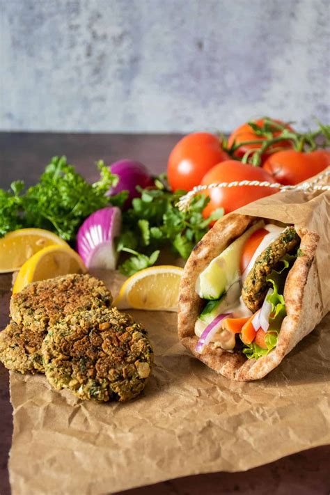 Falafel Hummus Pita Wraps - Being Nutritious